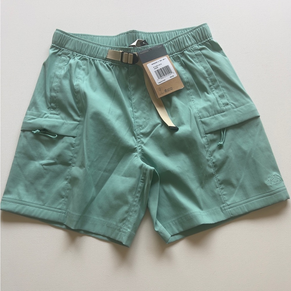 NWT THE NORTH FACE Wasabi Green Exploration Shorts Mens Small No Liner (G3)